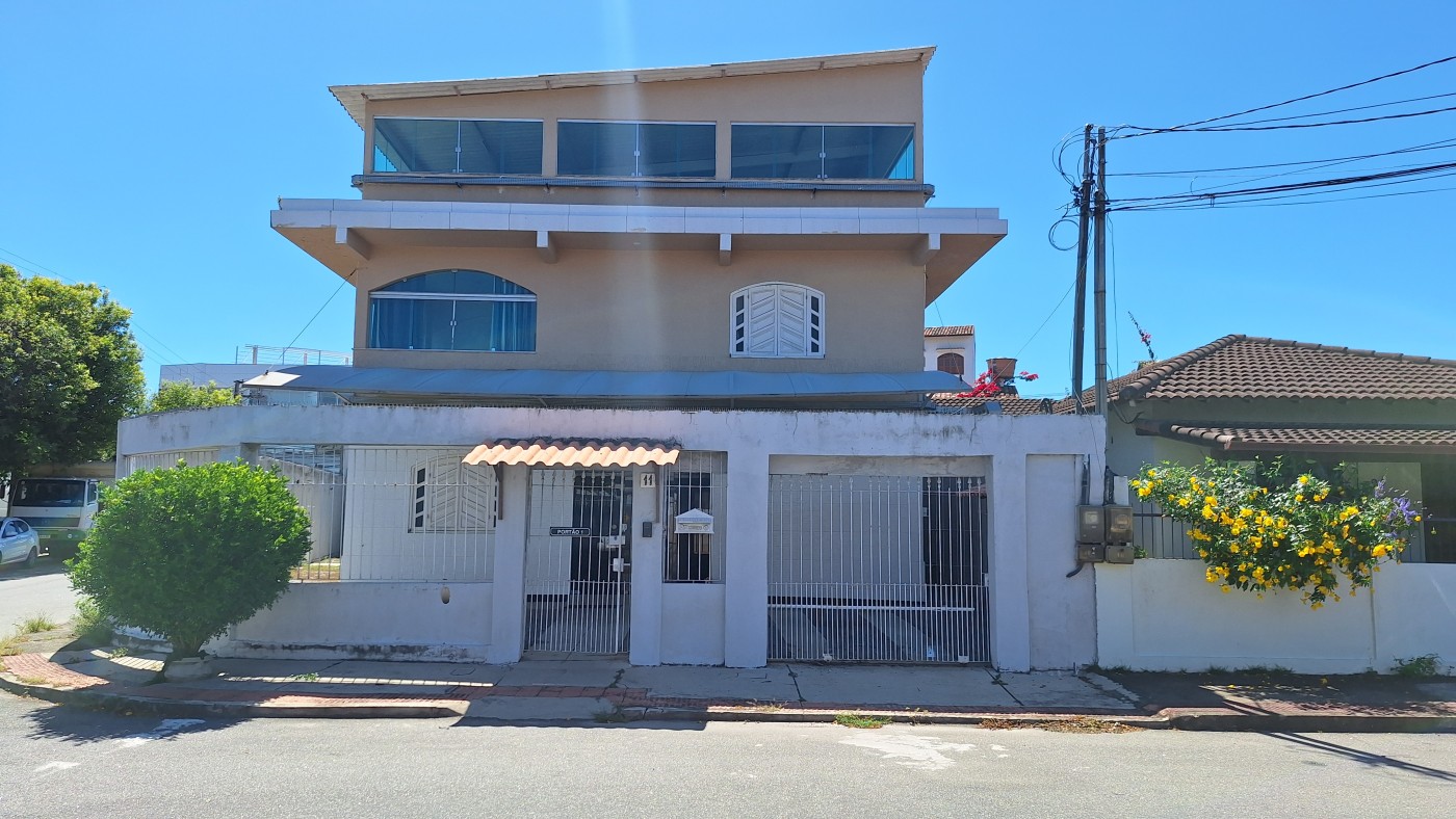 Casa Comercial para Venda, em Serra, bairro Parque Residencial Laranjeiras